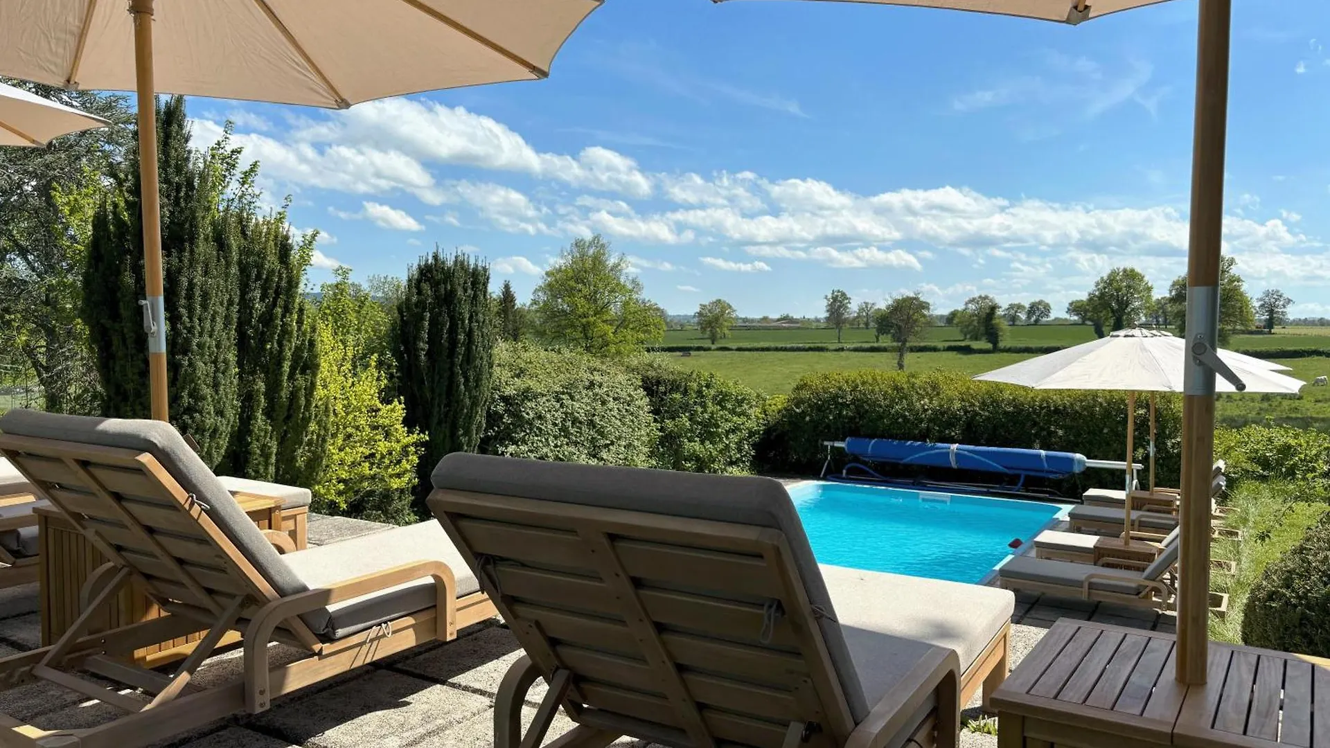 Bed & Breakfast Chateau De Bruges Lapeyrouse